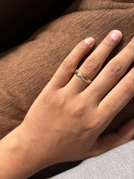Cross-over Studded Ring