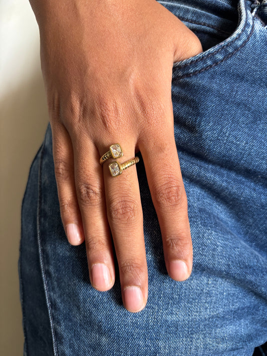 Emmy Soli Ring