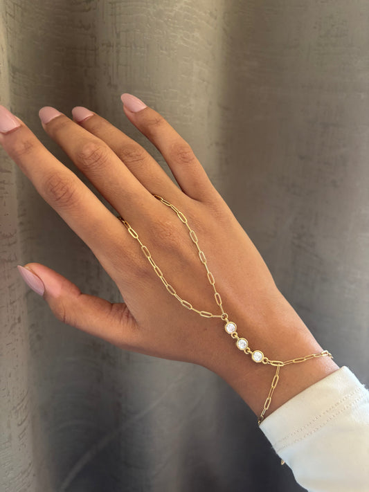 Trio Solitaire Hand Chain