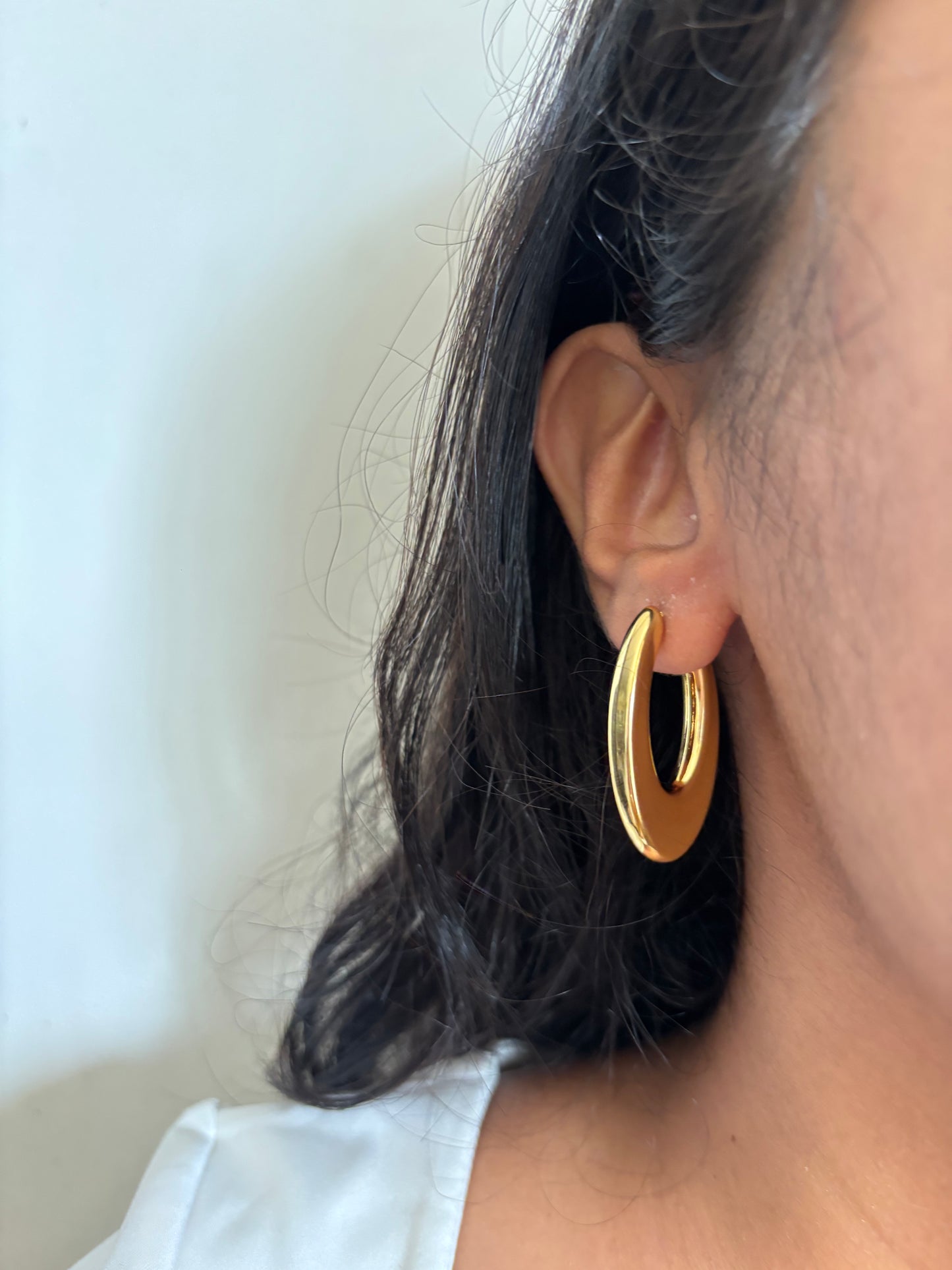 Olivia Hoops