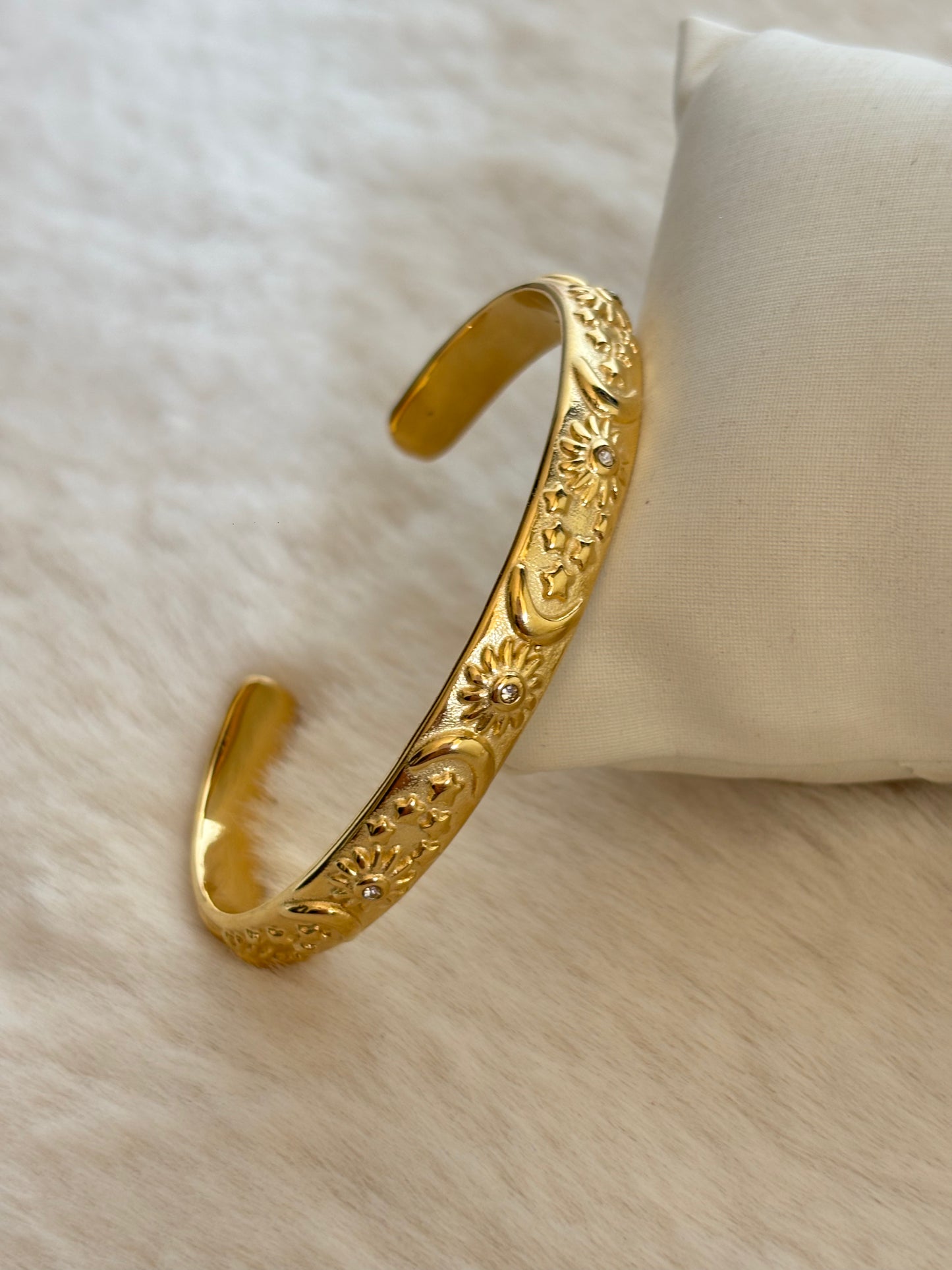 Soul-Shine Adjustable Cuff