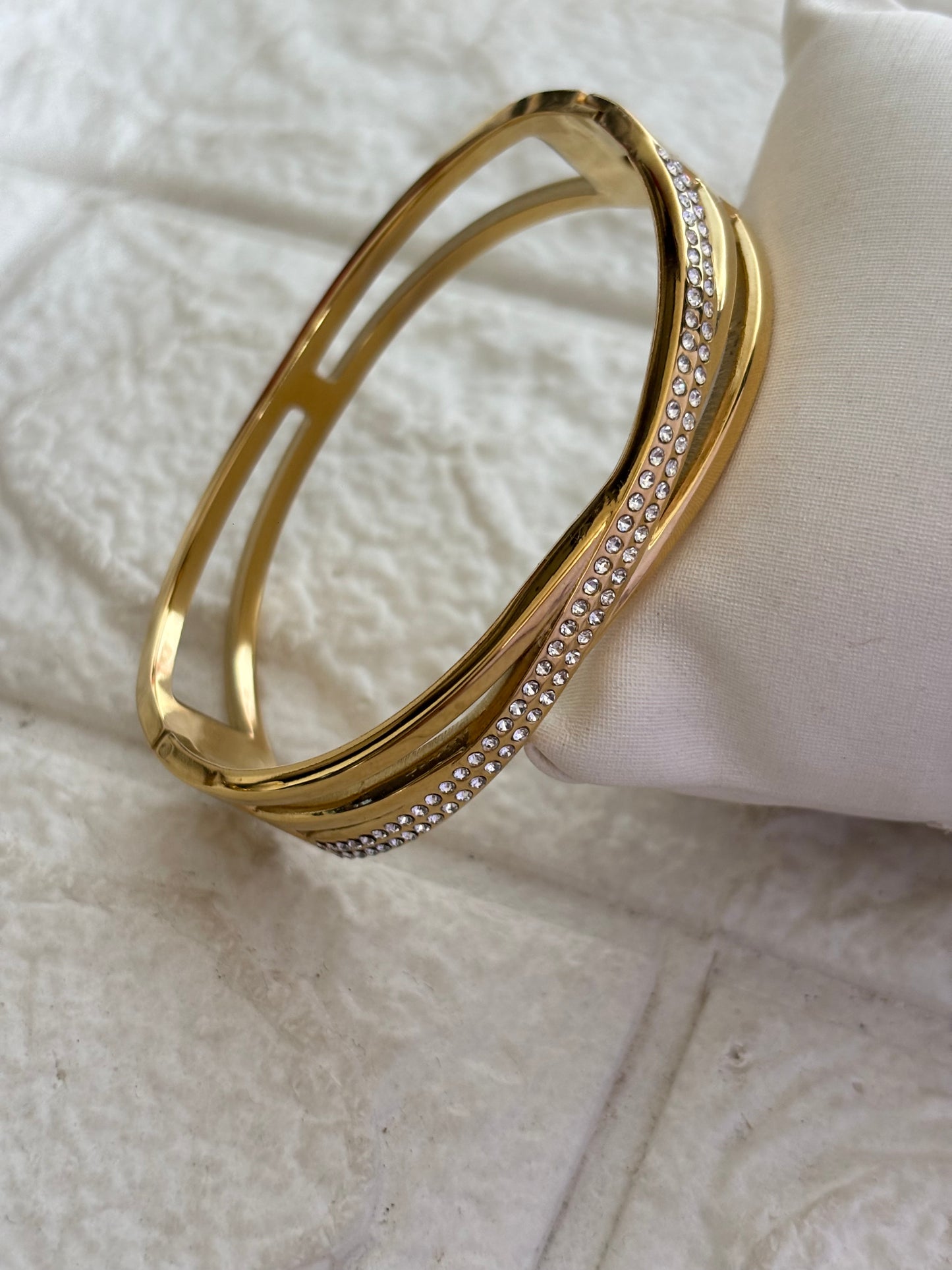 Eternal Shine Bracelet Stack