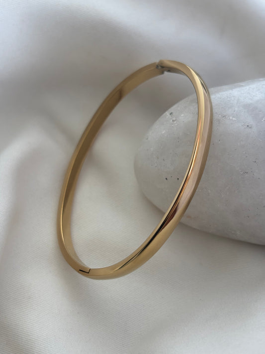 Solid Kada Bracelet