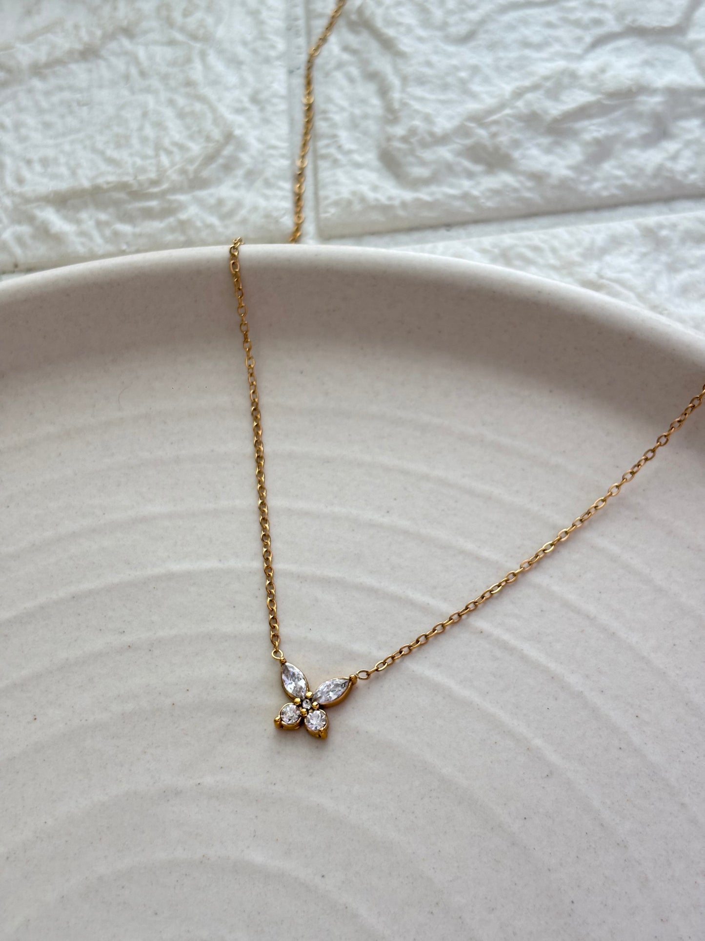 Lea Necklace