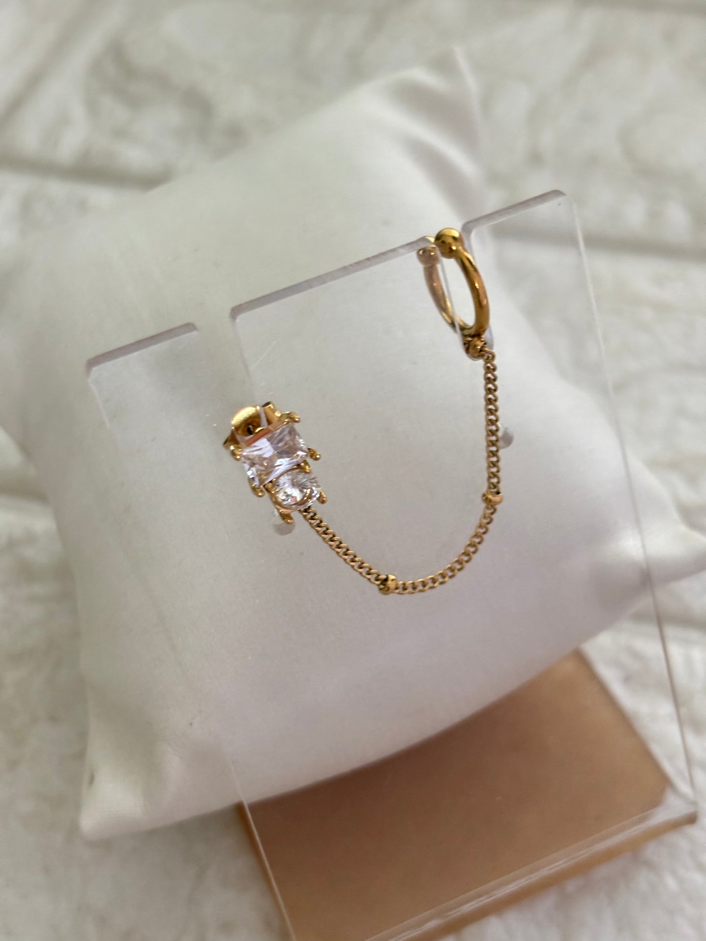 Dazzel No Piercing Earring