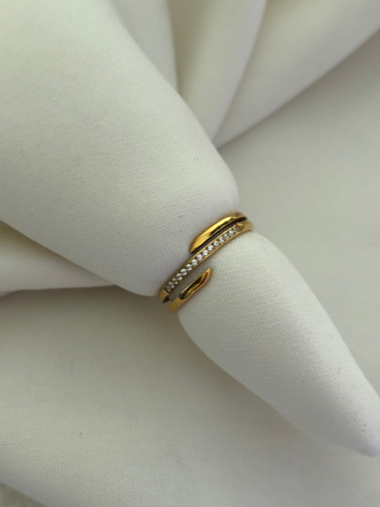 Zendya Studded Ring