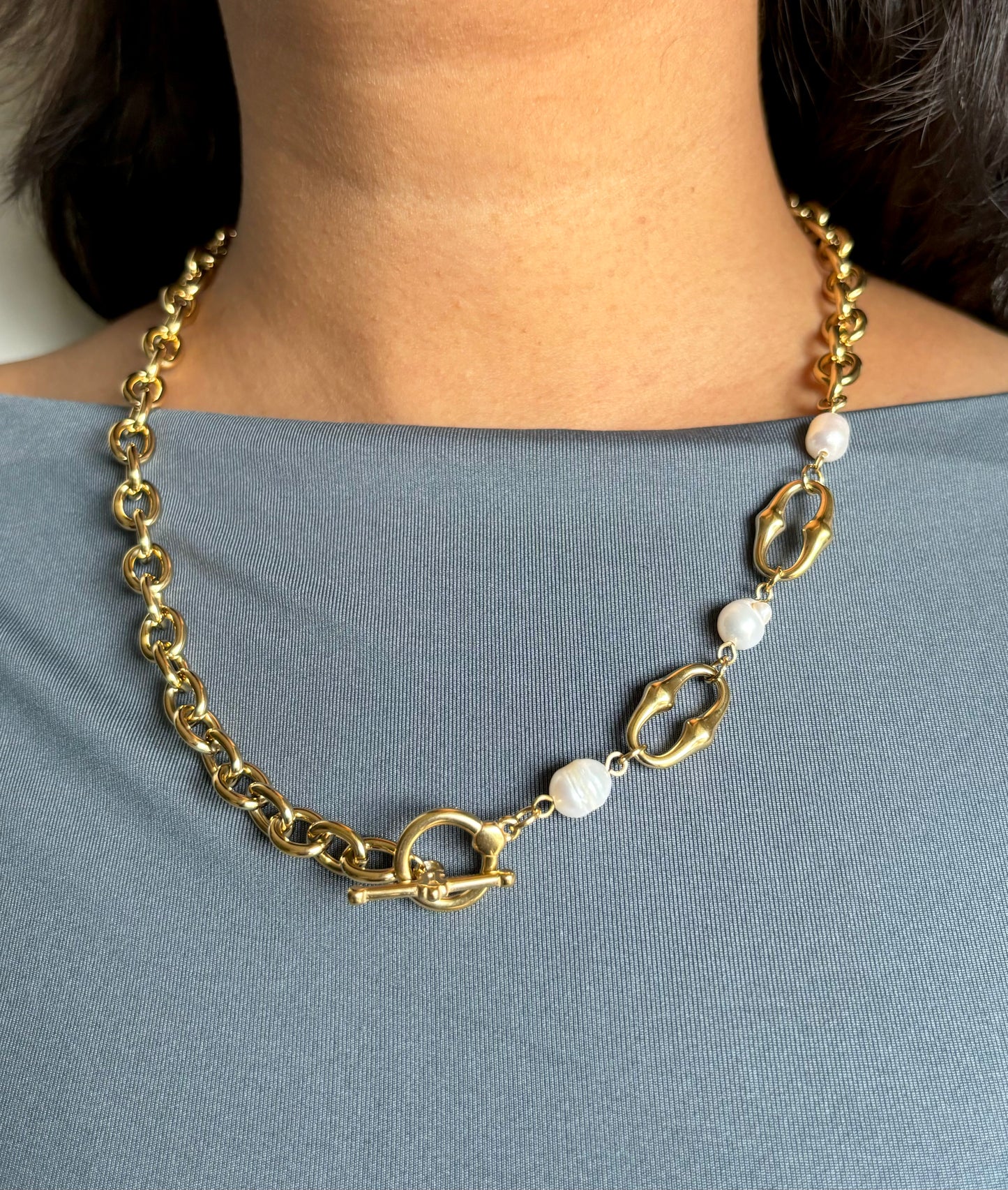 Fresh Pearl Lock Chain