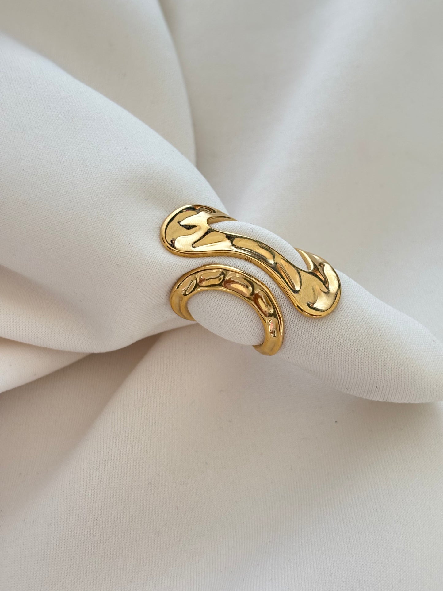 Sera Cut-out Ring - Size 7-8