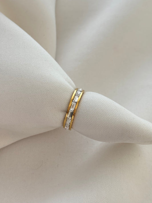 Sarah Studded Band Ring