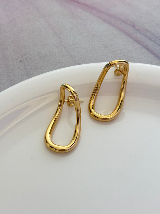 Jenna Cut-Out Earring