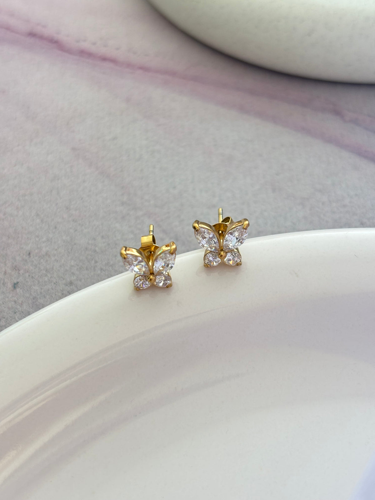 Lea Studs