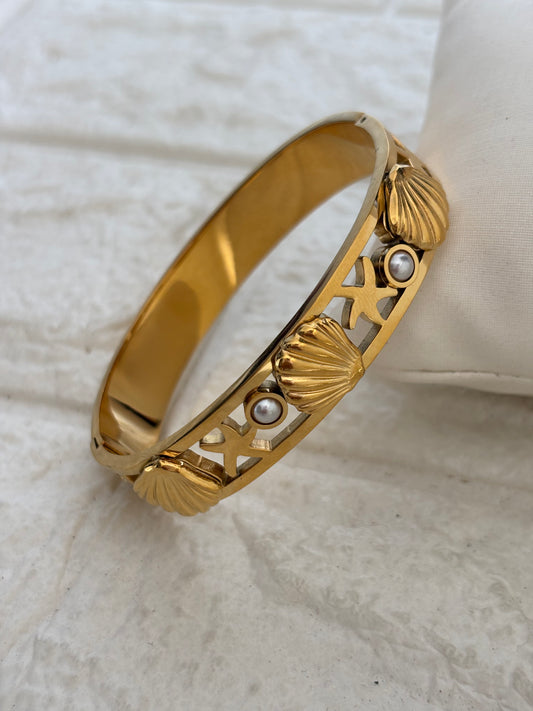 Sail Pearl Shell Bracelet