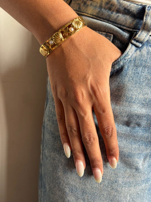 Sail Pearl Shell Bracelet