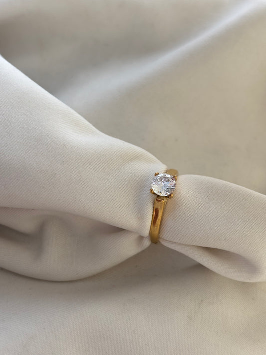 Glam Solitaire Ring