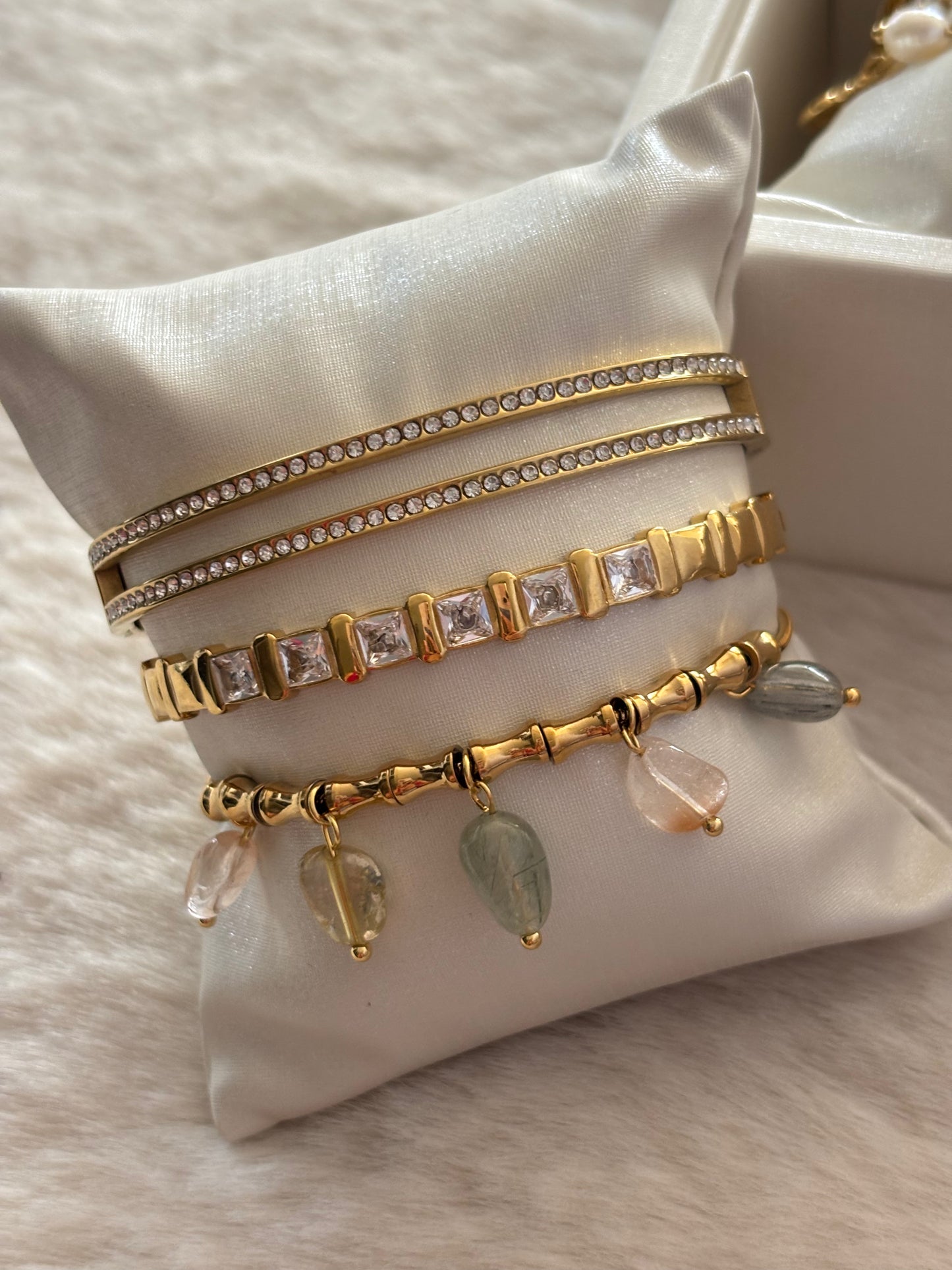 Chic & Charm Bracelet Stack