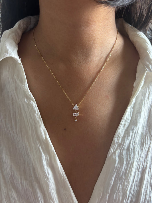 Merry Solitaire Necklace