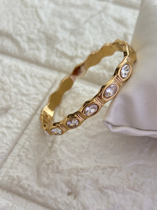 Clear Muse Bracelet - Small Size