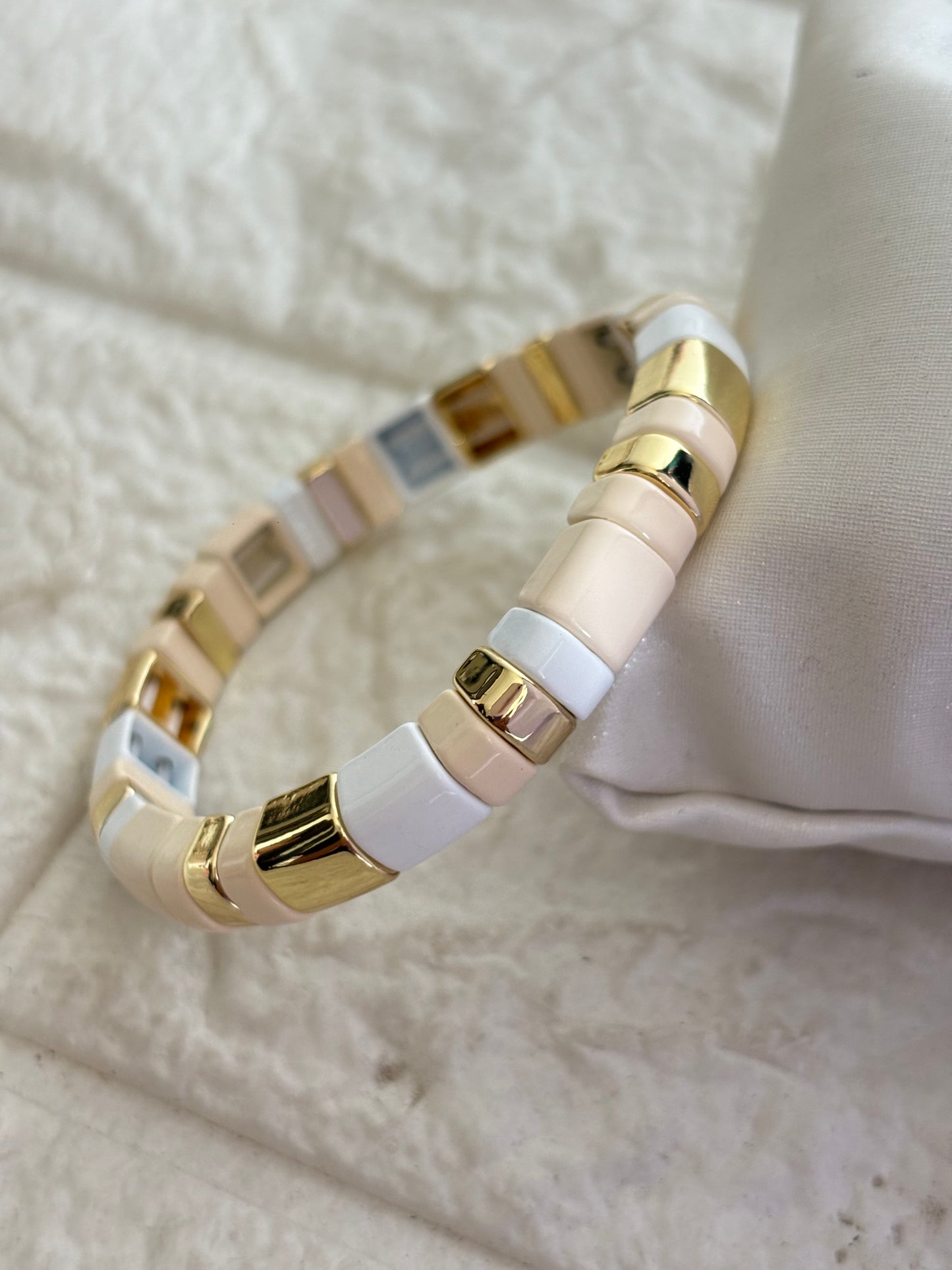 Ivory Enamel Stretchable Bracelet