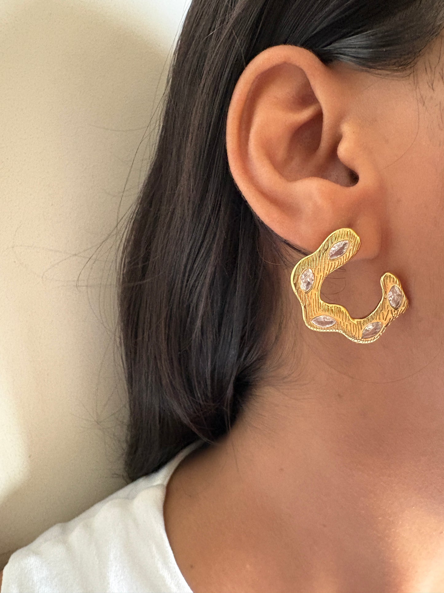 Mindy Abstract Earring