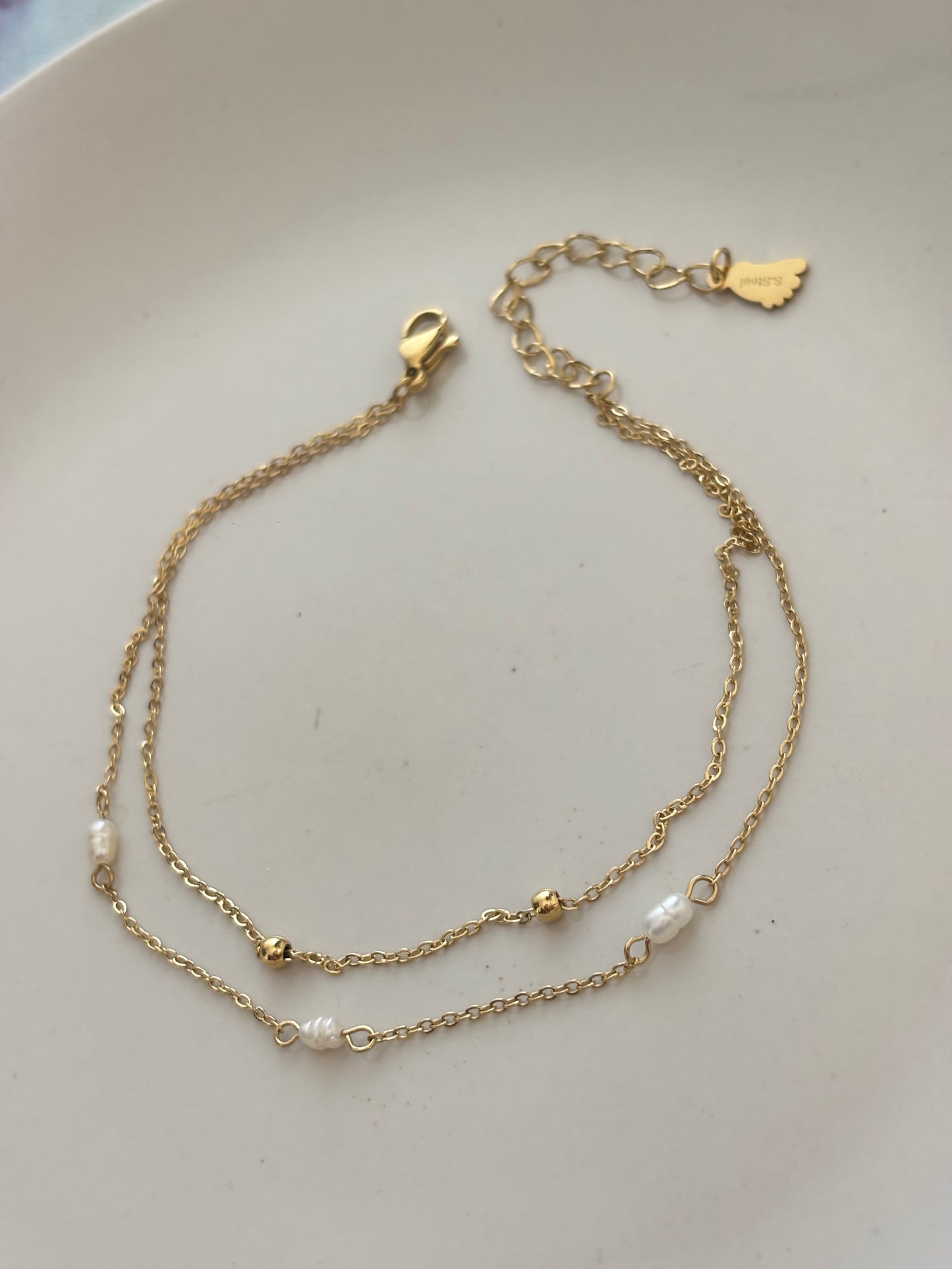 Minimal Pearl Layered Anklet