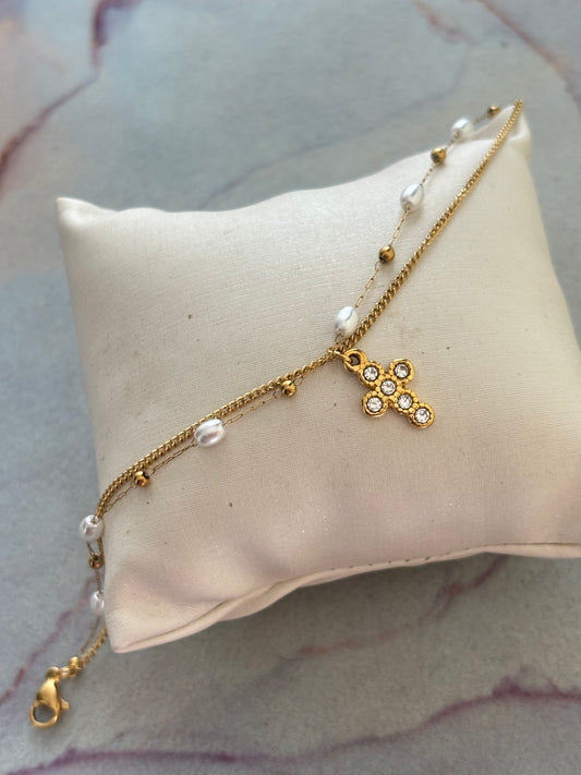 Divine Pearl Bracelet
