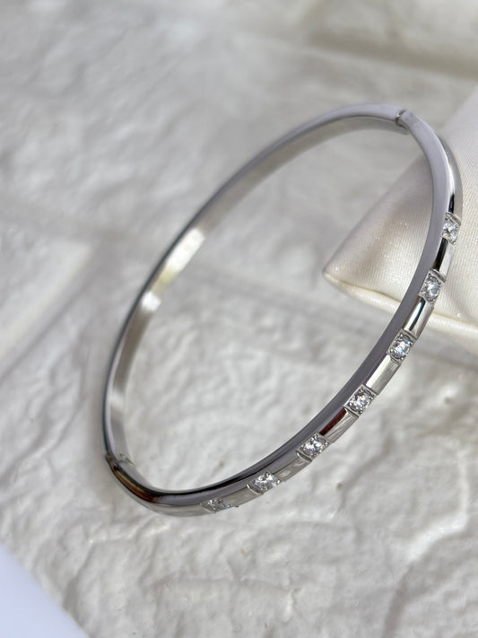 Meraki Silver Studded Bracelet