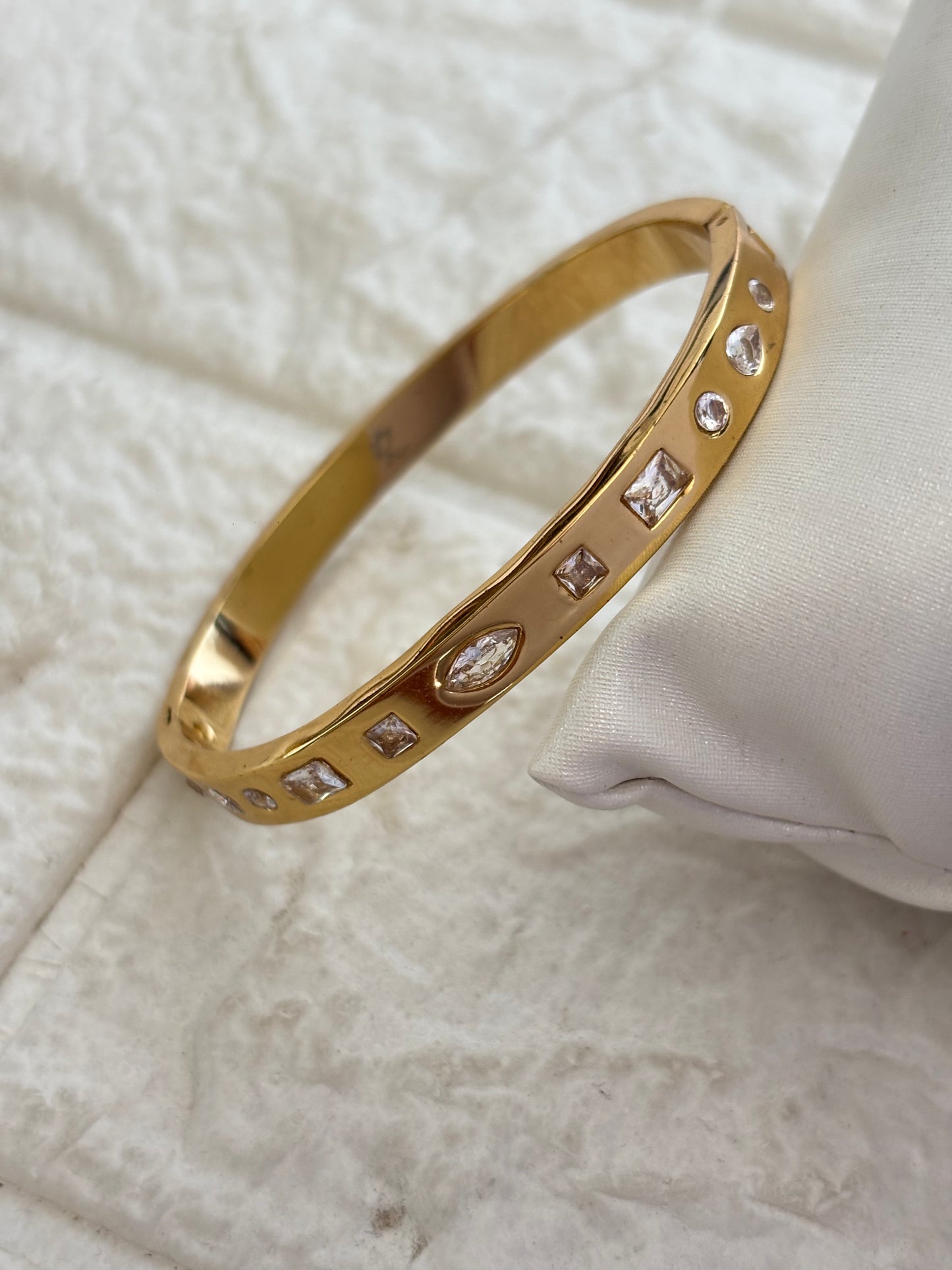 Meraki Clear Studded Bracelet - Small size