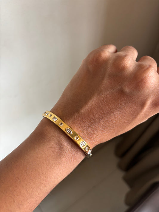 Meraki Clear Studded Bracelet - Small size