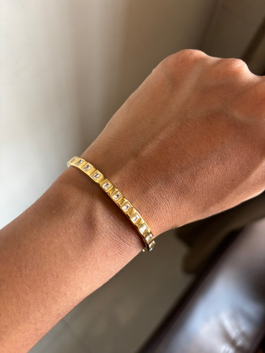 Shaya Clear Studded Bracelet- Small size