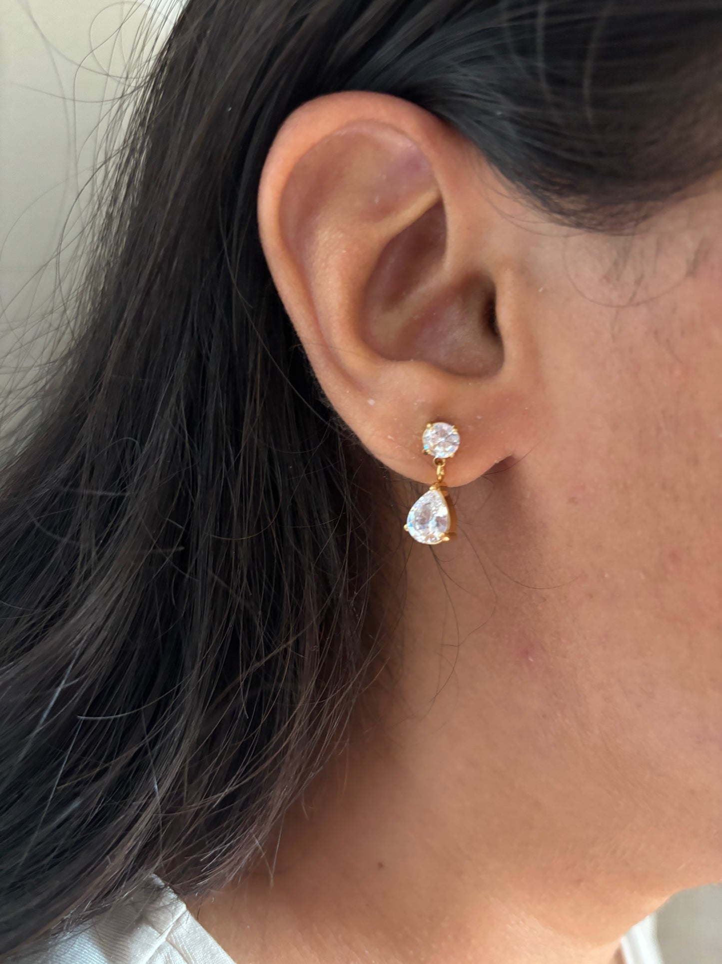 Sparkling Studded Earring