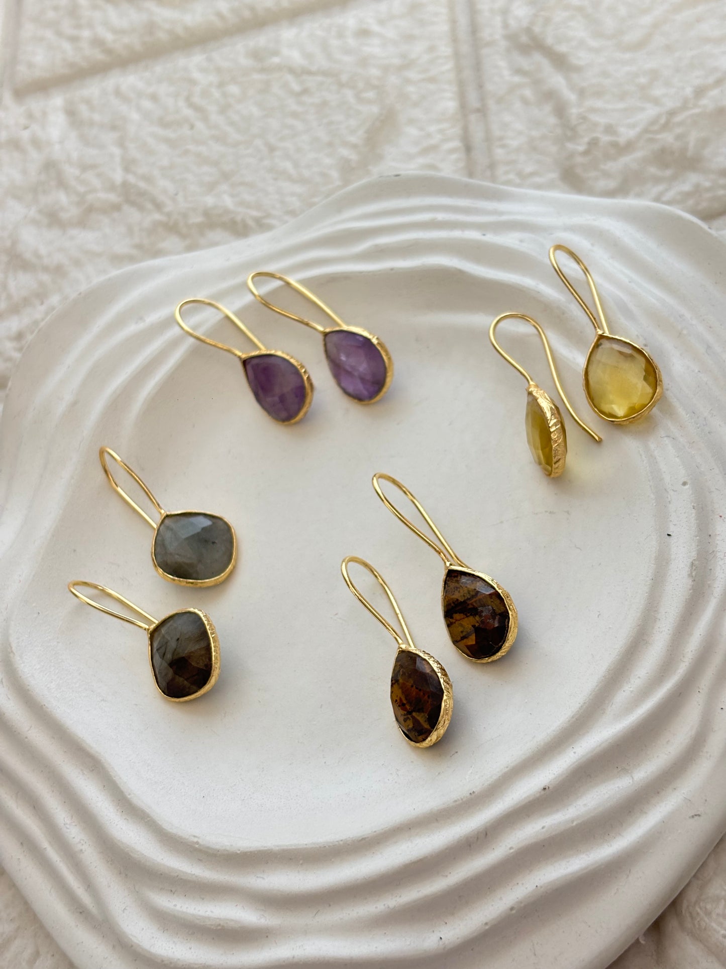 Cats Eye Drop Earring Brass