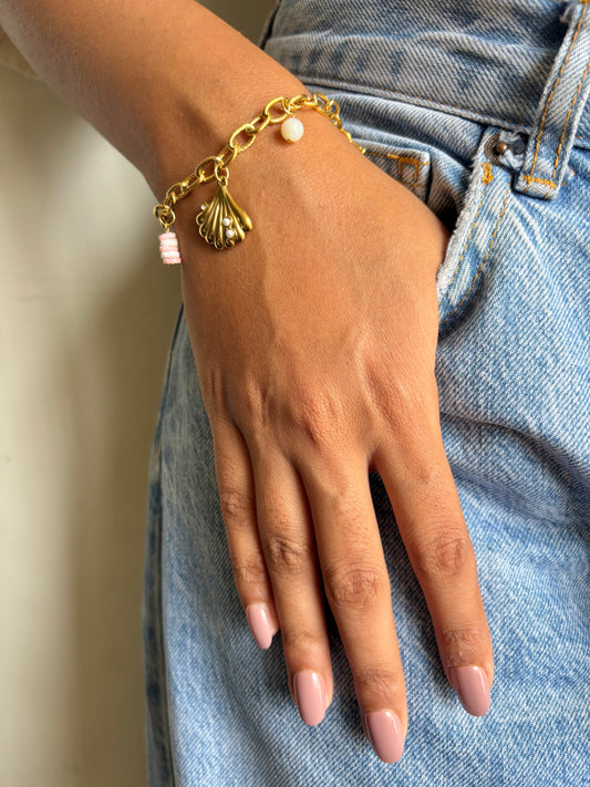 Candy-floss Shell Charm Bracelet
