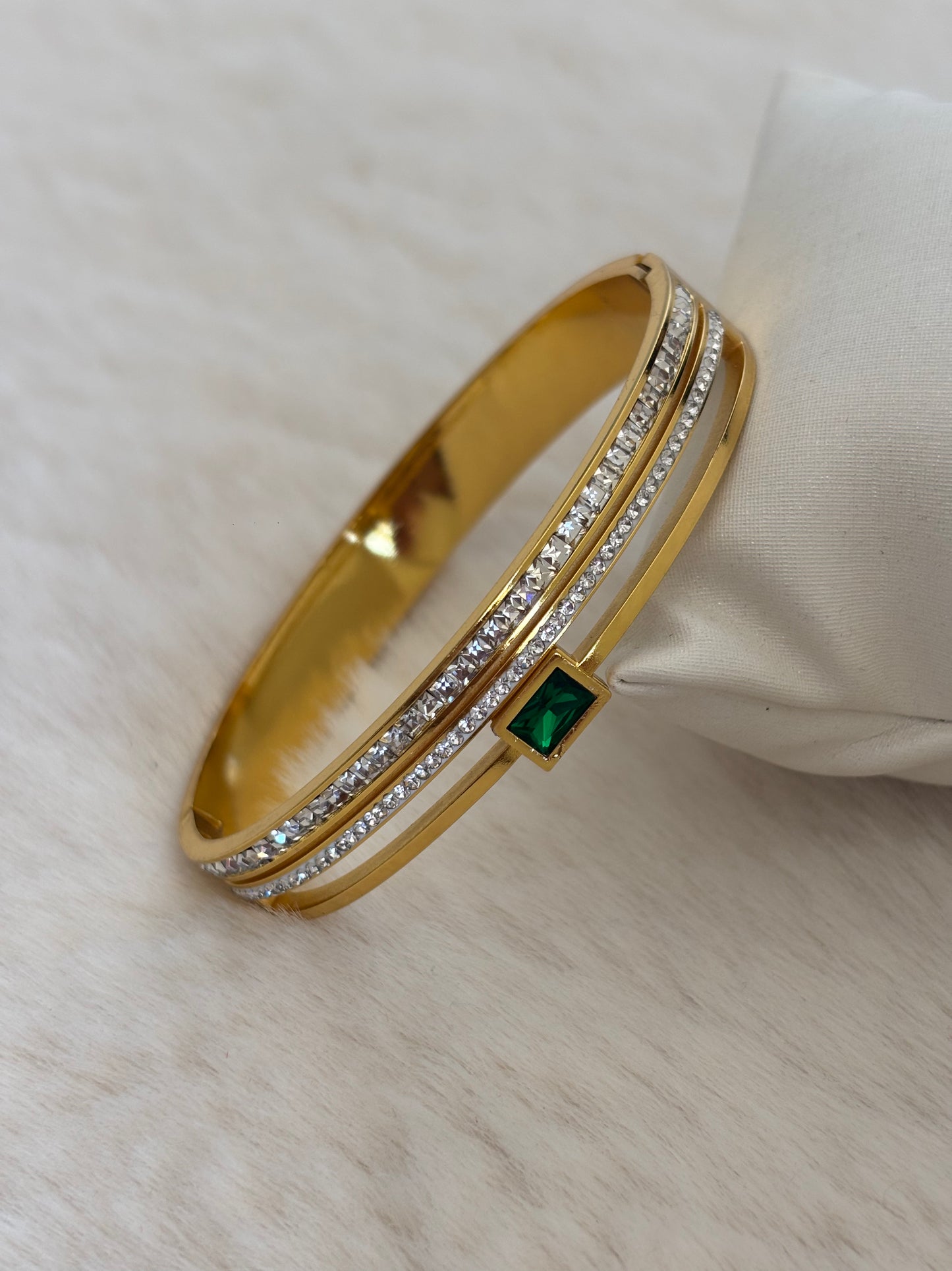 Elfer Emerald Studded Bracelet