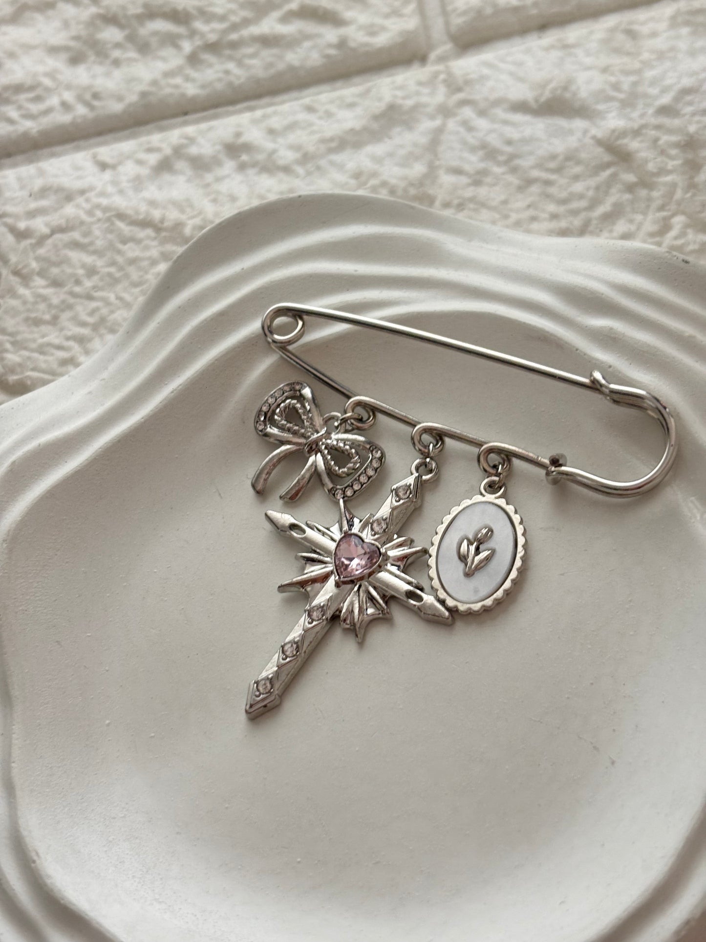 Bloom & Bliss Brooch