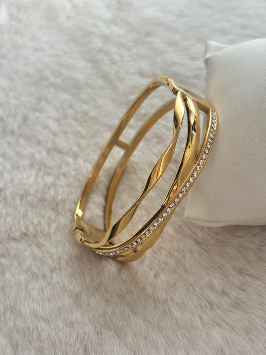 Arena Cut-out Bracelet
