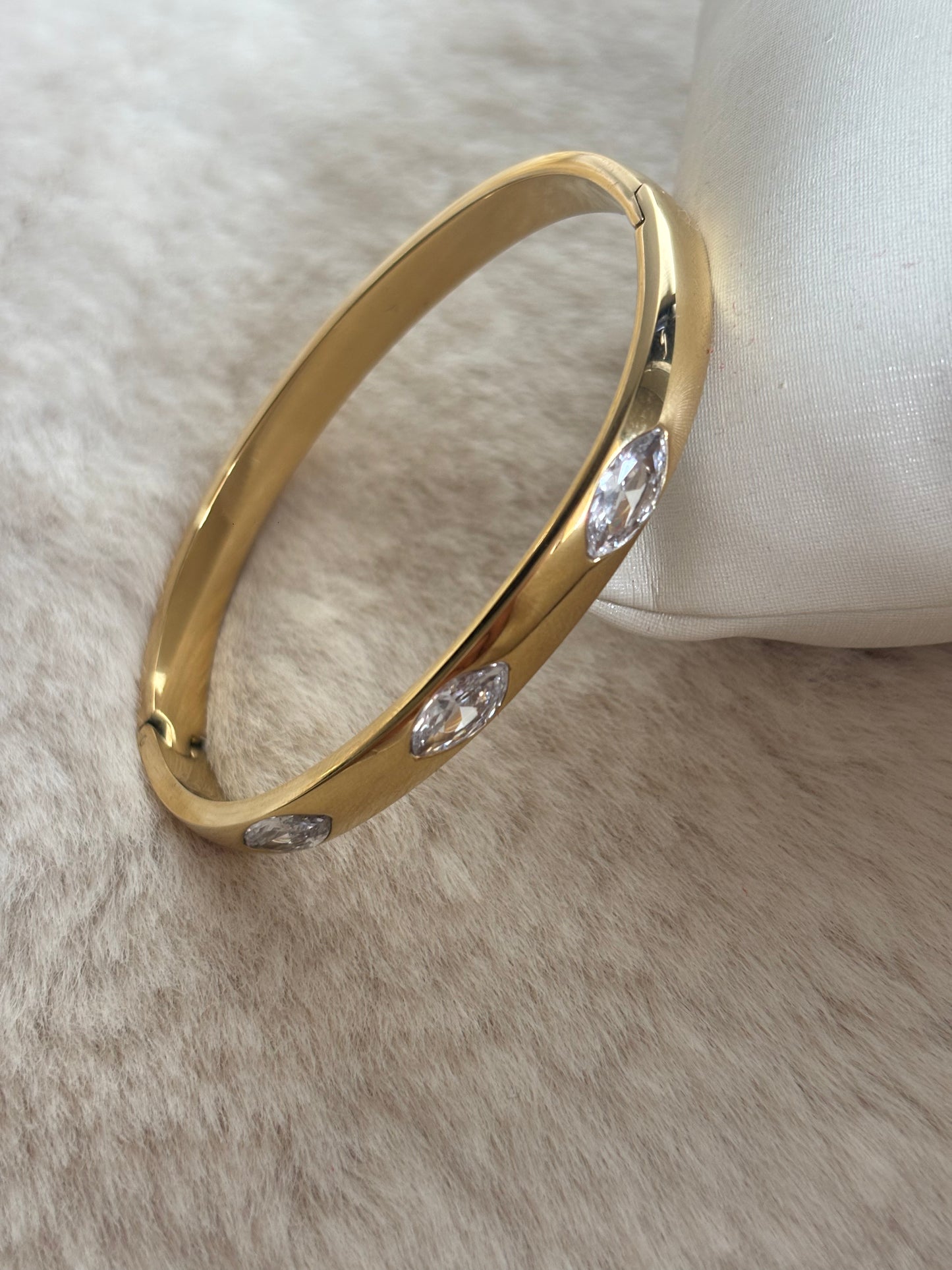 Regal Marquise Bracelet