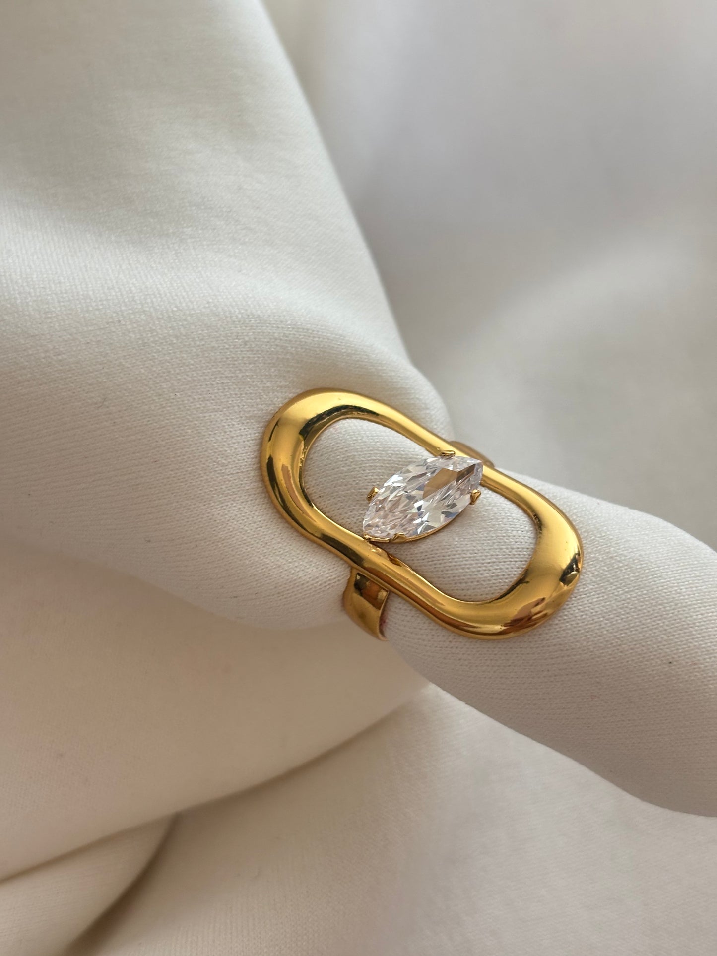 Halo Diamong Ring