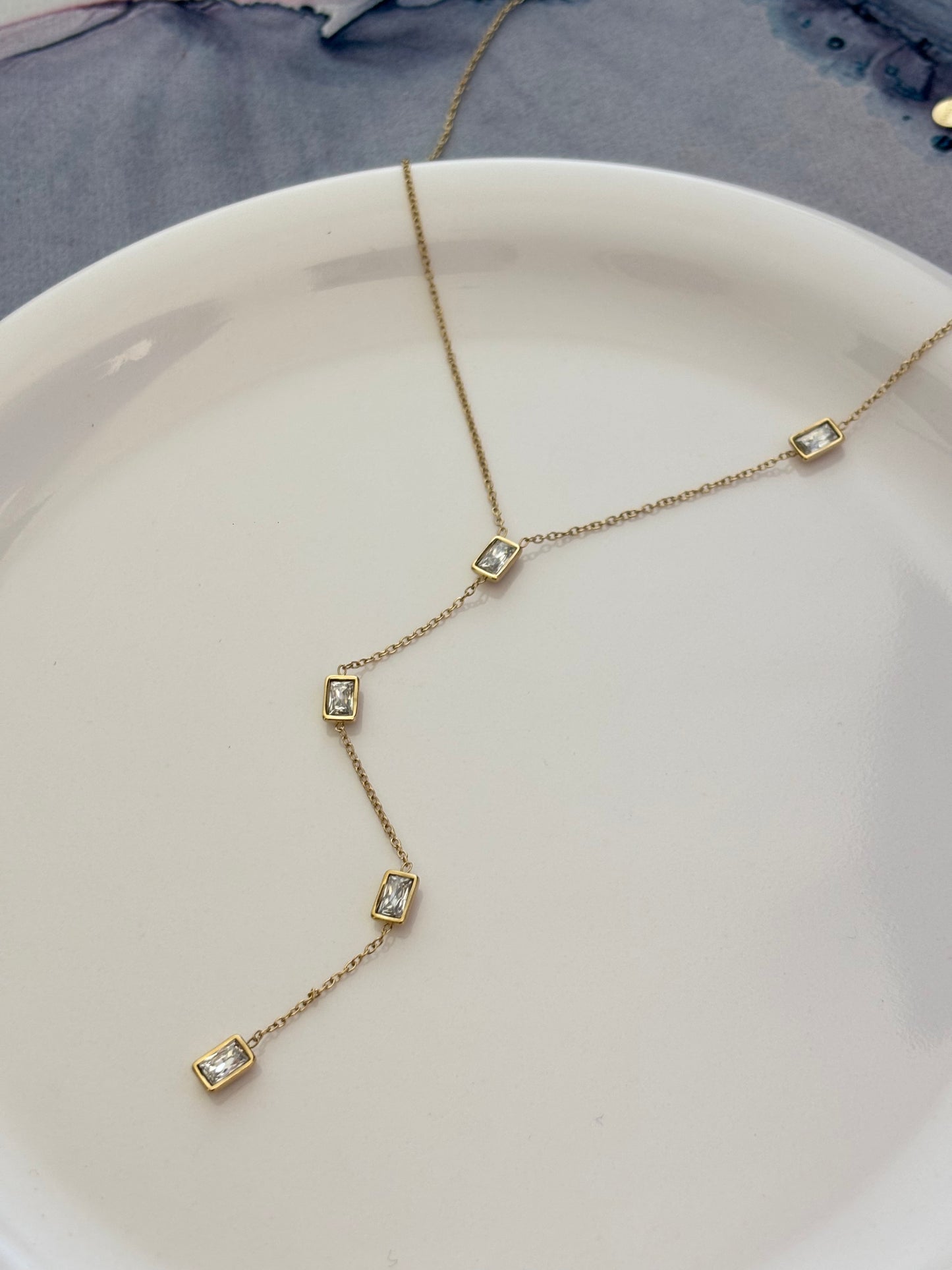Tres Y Necklace