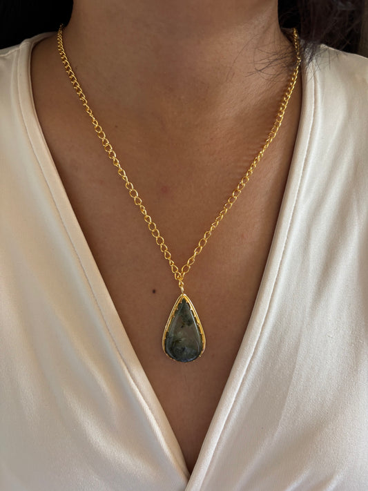 Prehnite Natural Stone Necklace - Brass