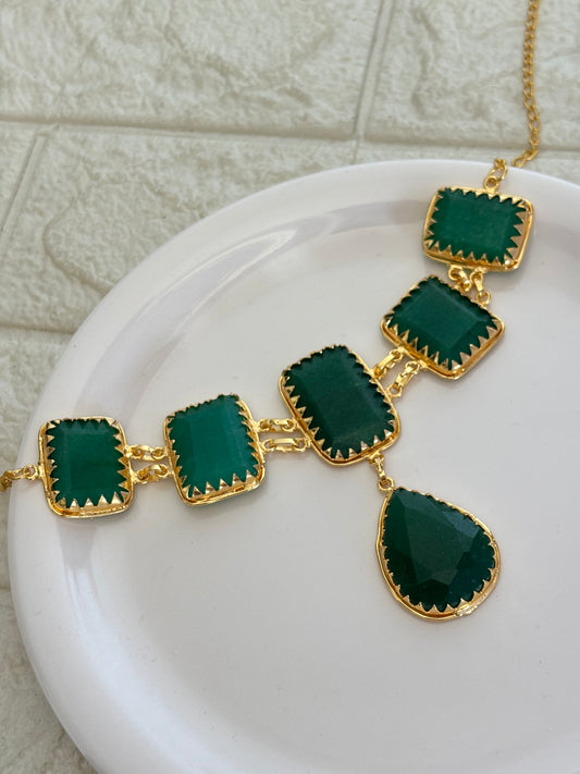 Emerald Victorian Natural Stone Choker - Brass