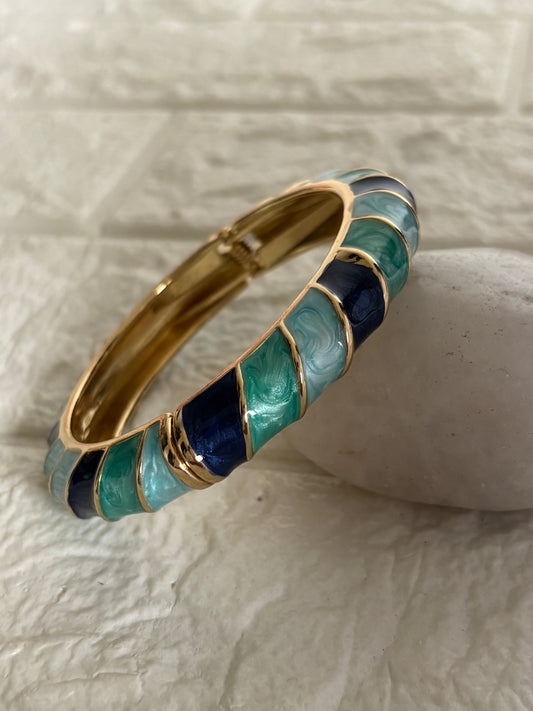 Celeste Chunky Bangle Brass