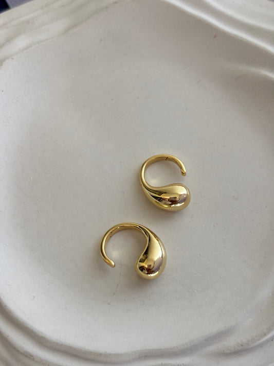 Bottega Earcuff-Brass