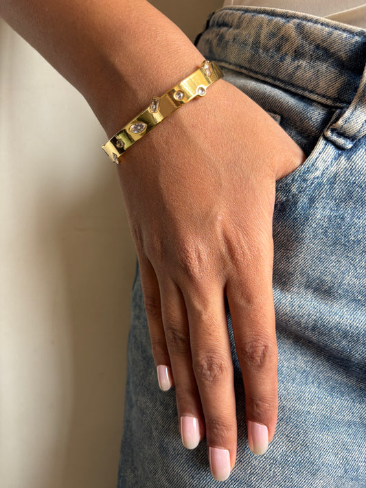 Timeless Treasure Bracelete