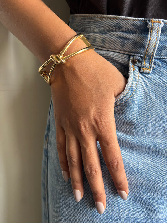 Knot-Me Brass Bracelet