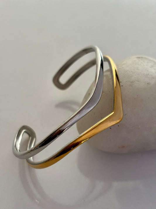 Dual tone wanky adjustable Cuff