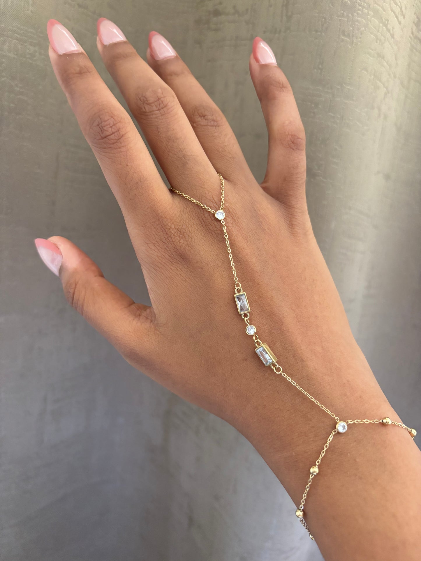 Monica hand Chain
