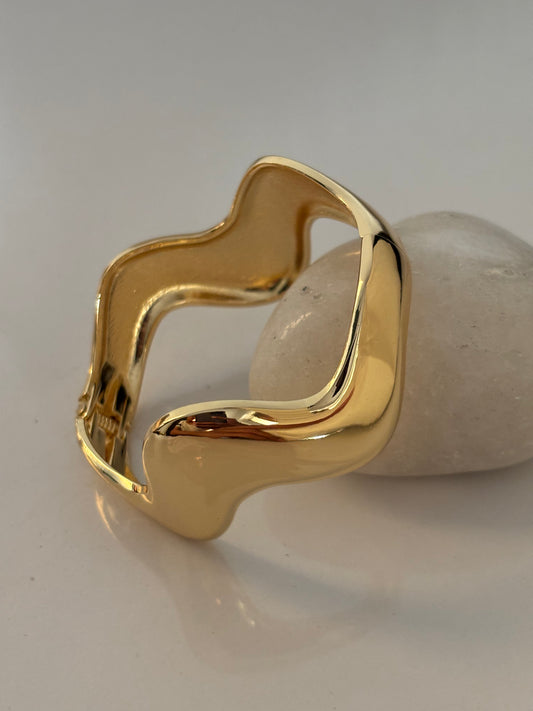 Wavy Brass Cuff