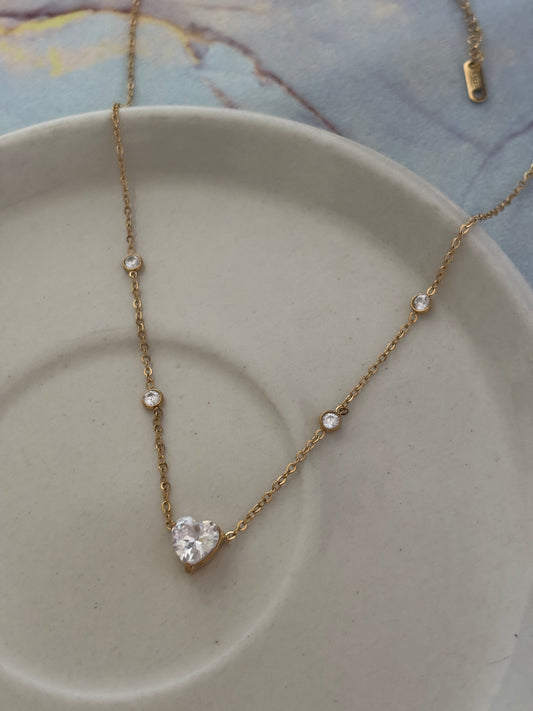 Solitaire Heart Chain