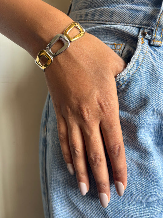 Dual Tone Cut-out Adjustable Cuff