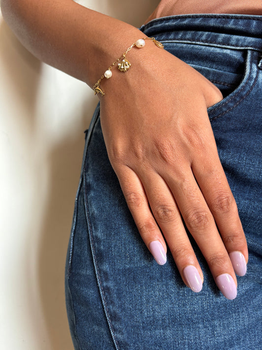 Dainty Sea-charm Bracelet